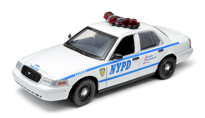 1:18 Ford Crown Victoria